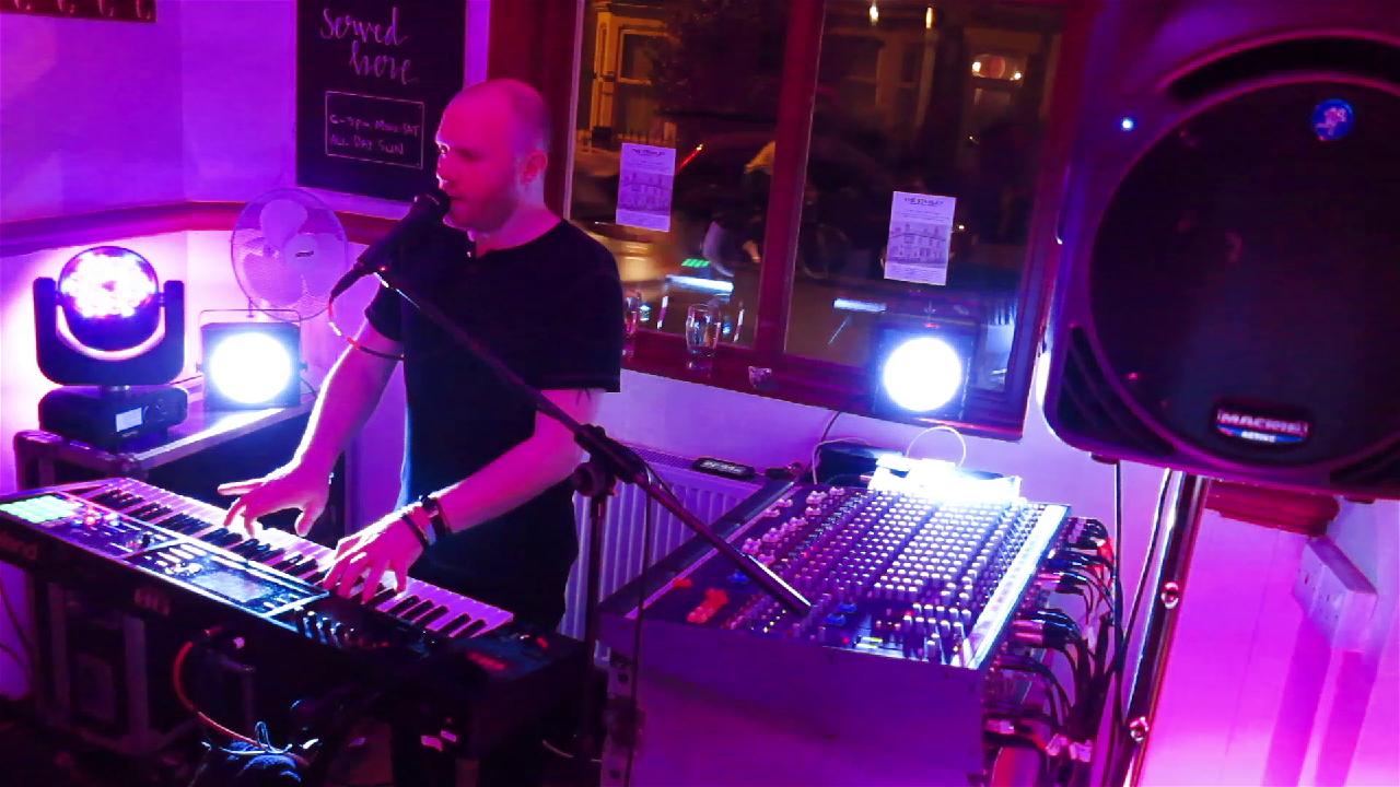 James Barr really rattling the keyboard live at The Stanle Norwich